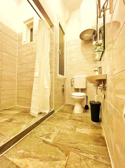 Central Studio Flat บูดาเปสต์ ภายนอก รูปภาพ